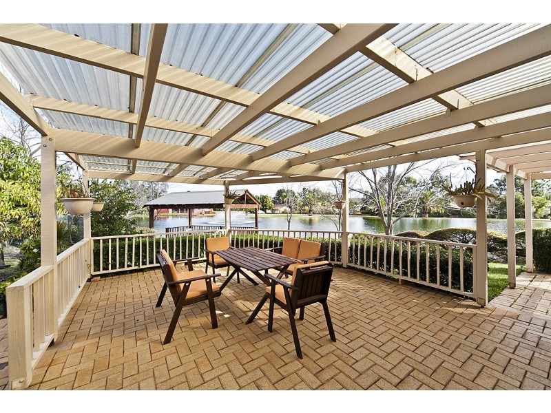 2 Reflection Gardens, Ballajura WA 6066