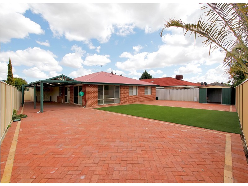 9 Prichard Place, Canning Vale WA 6155