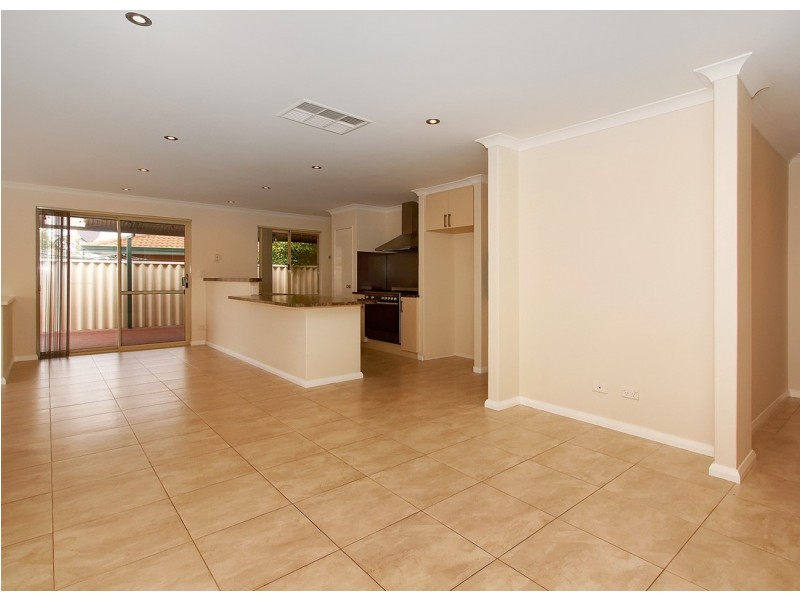 9 Prichard Place, Canning Vale WA 6155