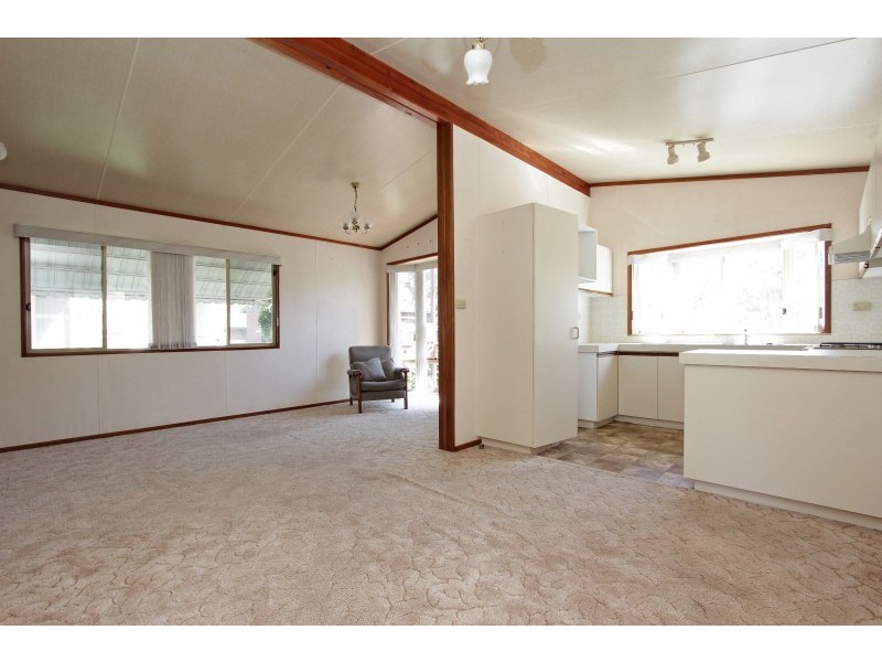 64/91 Benara Road, Caversham WA 6055