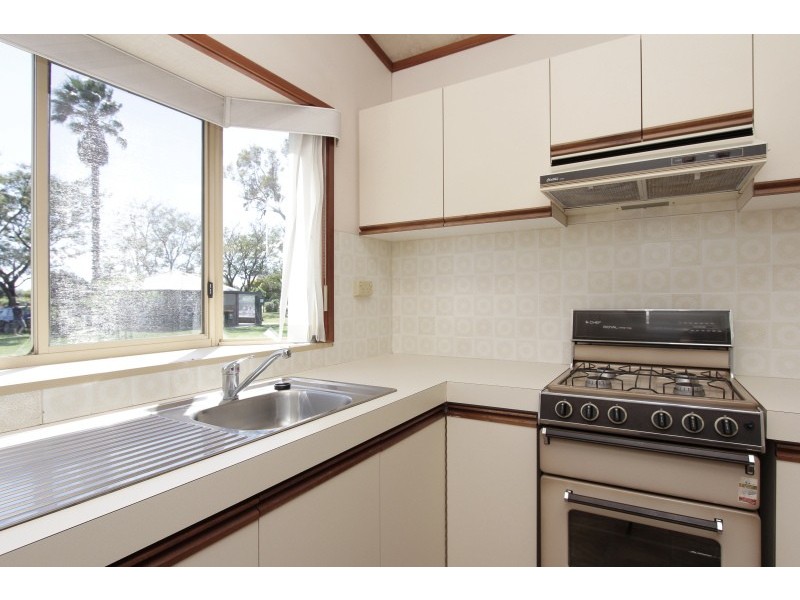 64/91 Benara Road, Caversham WA 6055