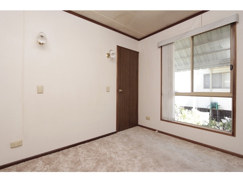 64/91 Benara Road, Caversham WA 6055