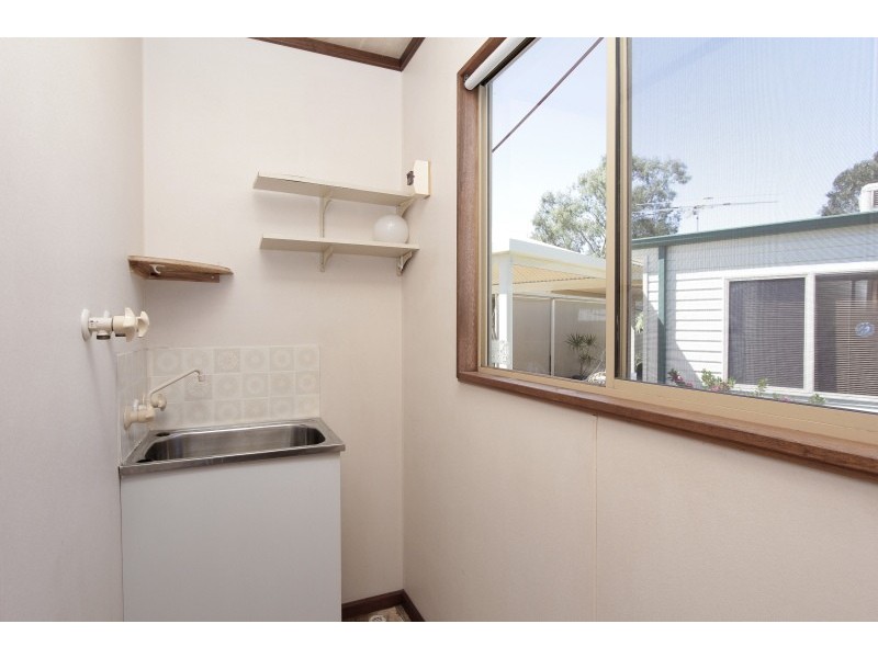 64/91 Benara Road, Caversham WA 6055