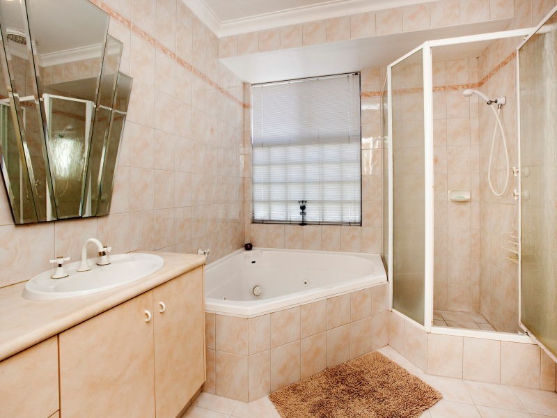 10 Rockdale Pass, Landsdale WA 6065