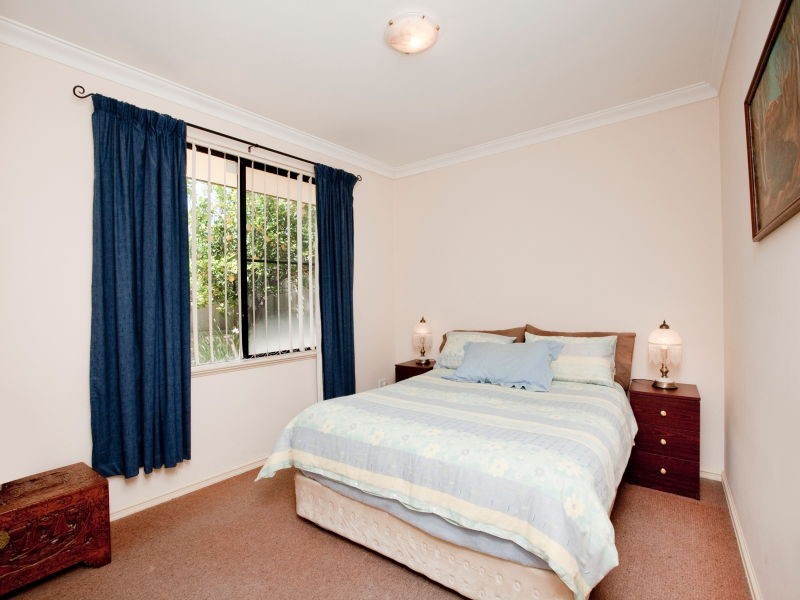 10 Rockdale Pass, Landsdale WA 6065