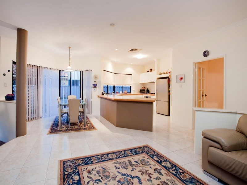 1 Huron Lane, Dianella WA 6059