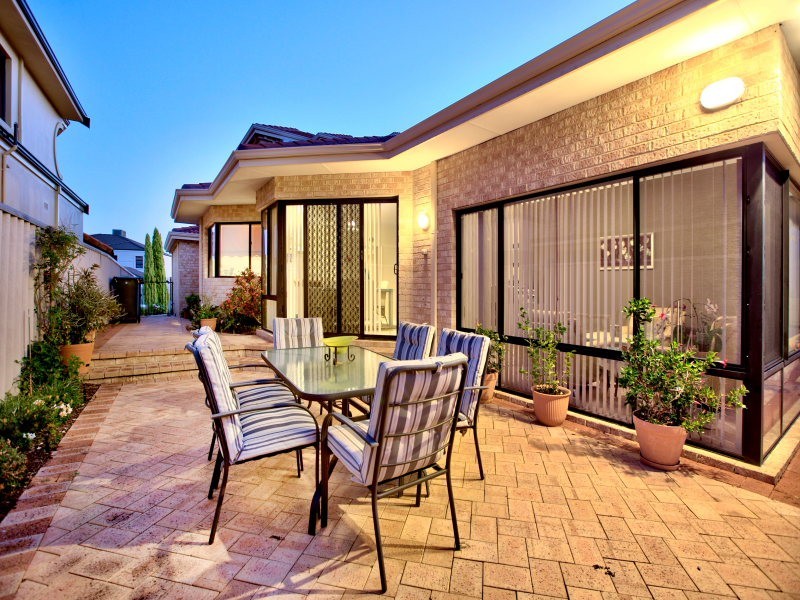 1 Huron Lane, Dianella WA 6059