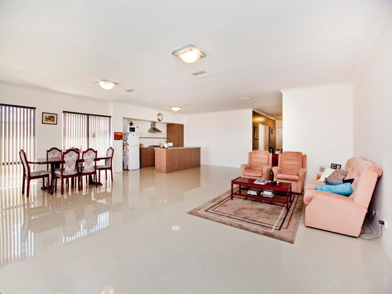 59 Appleby Drive, Darch WA 6065