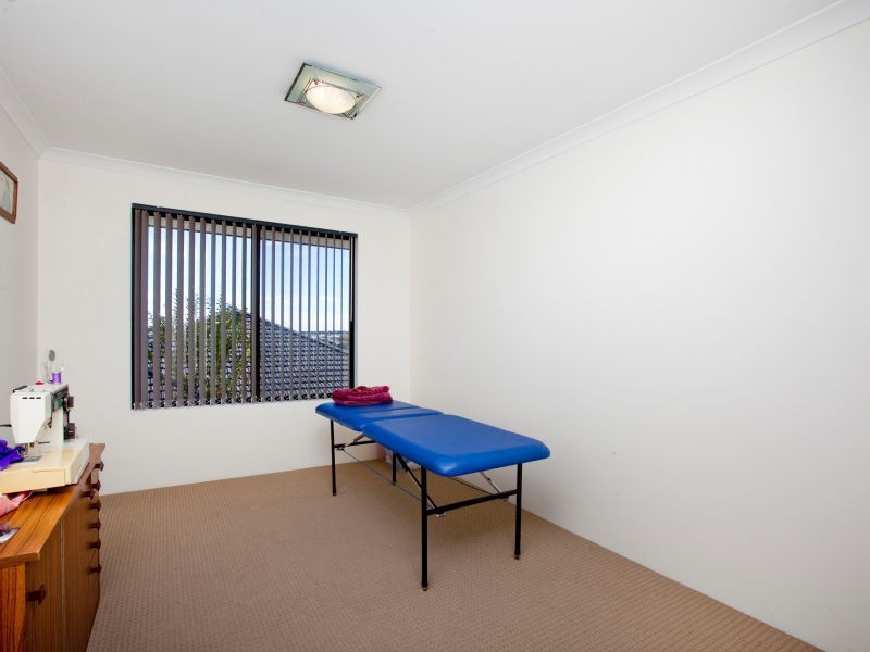 59 Appleby Drive, Darch WA 6065