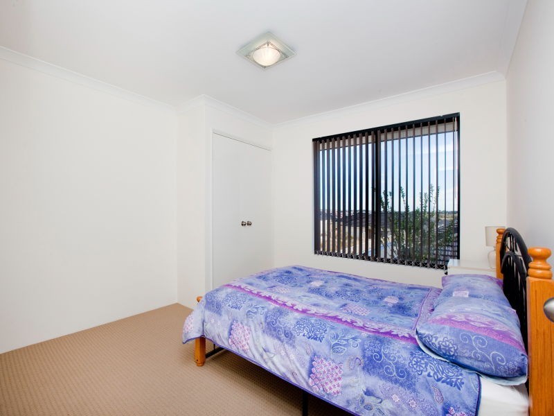 59 Appleby Drive, Darch WA 6065