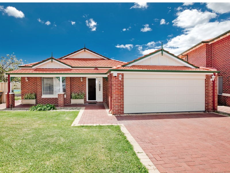 14 Hotham Crescent, Alexander Heights WA 6064