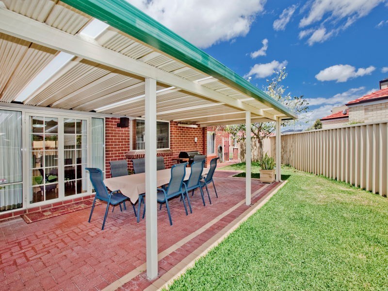 14 Hotham Crescent, Alexander Heights WA 6064