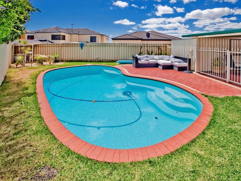 14 Hotham Crescent, Alexander Heights WA 6064