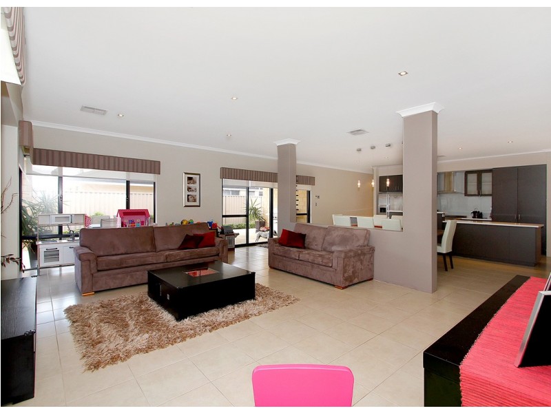 22 Kersley Loop, Harrisdale WA 6112