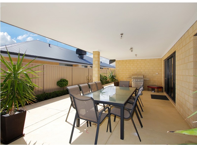 22 Kersley Loop, Harrisdale WA 6112