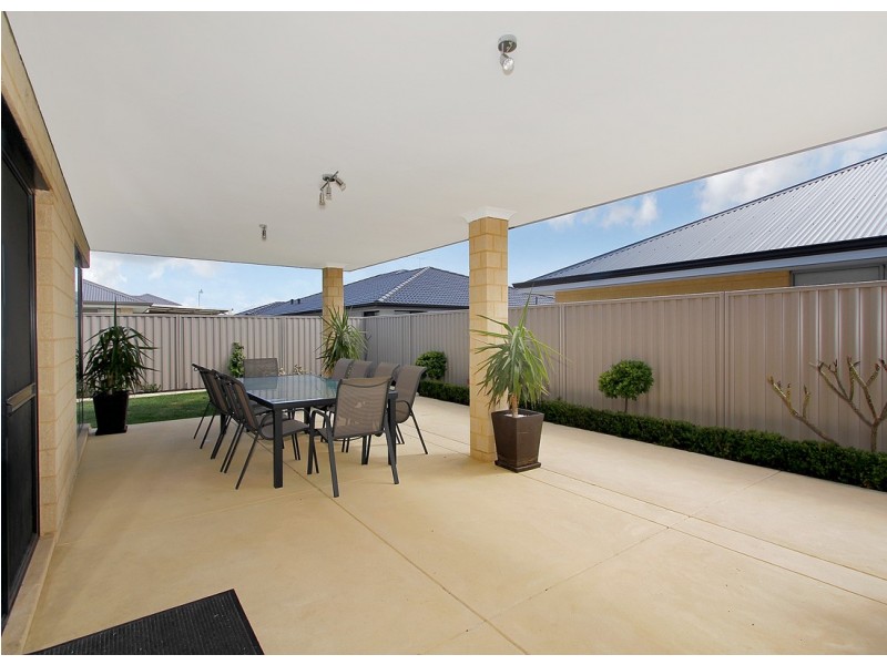 22 Kersley Loop, Harrisdale WA 6112