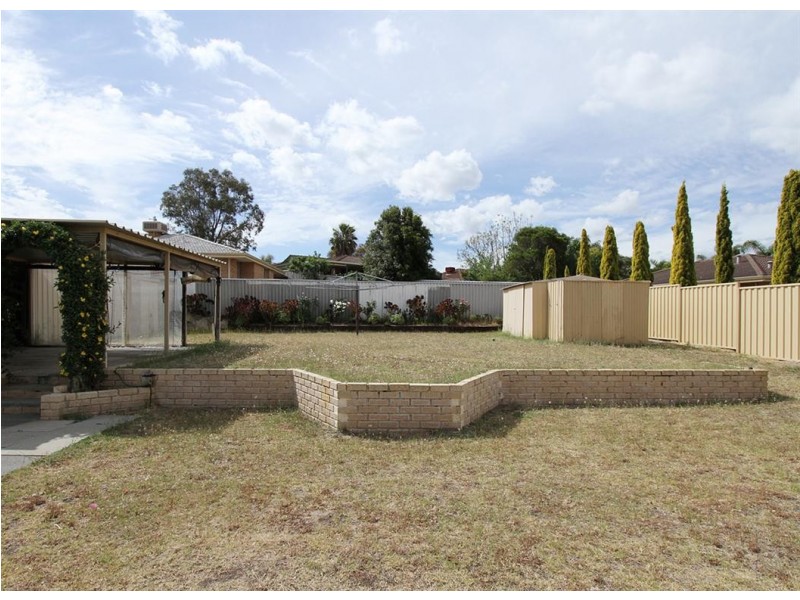 22 Ottawa Crescent, Beechboro WA 6063