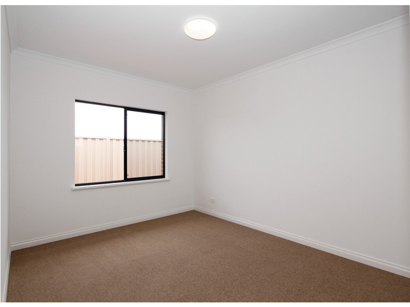 84 Waterfoot Loop, Canning Vale WA 6155