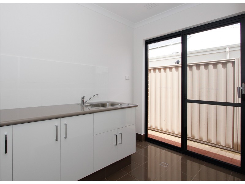 84 Waterfoot Loop, Canning Vale WA 6155