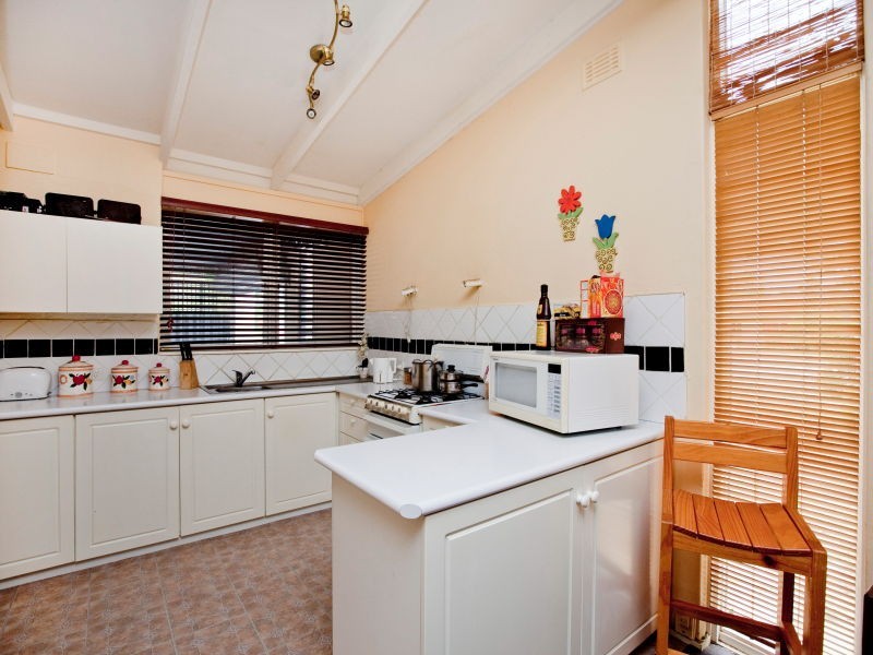 35 Ireland Way, Bassendean WA 6054