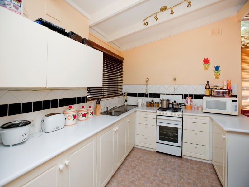 35 Ireland Way, Bassendean WA 6054