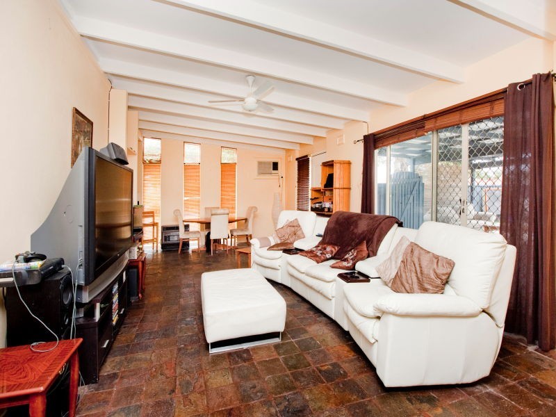 35 Ireland Way, Bassendean WA 6054