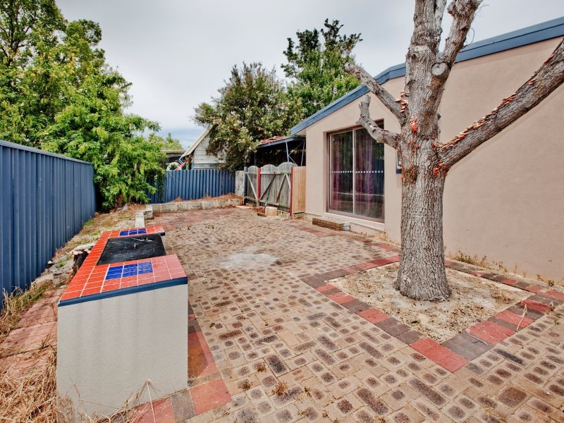 35 Ireland Way, Bassendean WA 6054