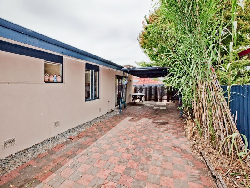 35 Ireland Way, Bassendean WA 6054
