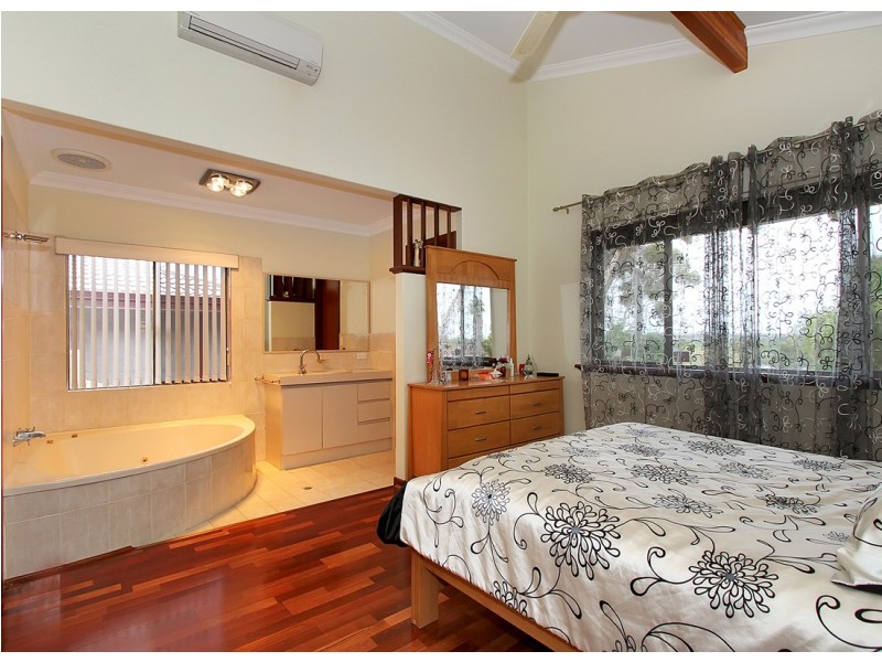 16 Springvale Drive, Warwick WA 6024