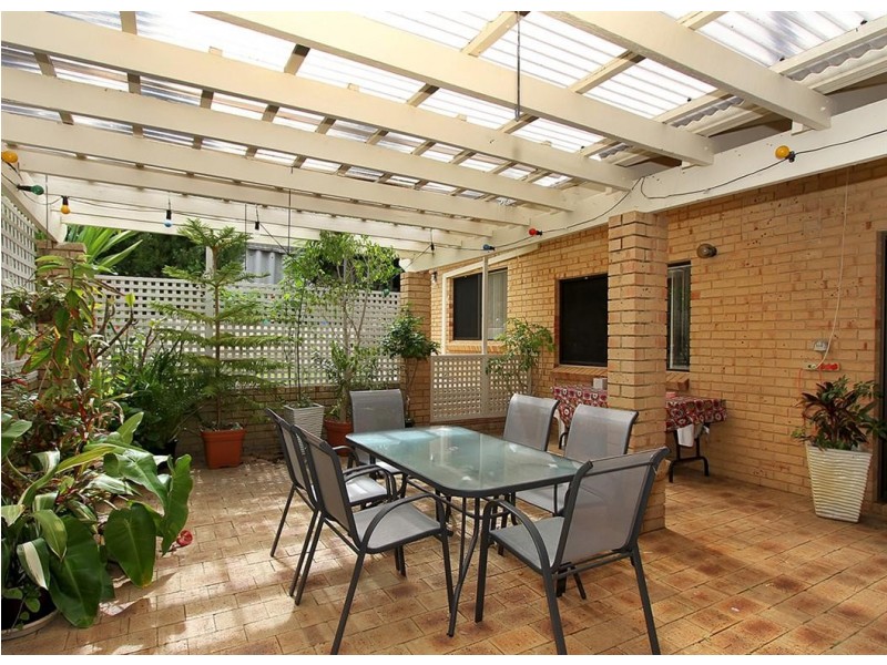 16 Springvale Drive, Warwick WA 6024