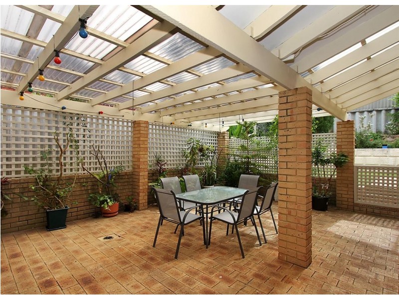 16 Springvale Drive, Warwick WA 6024