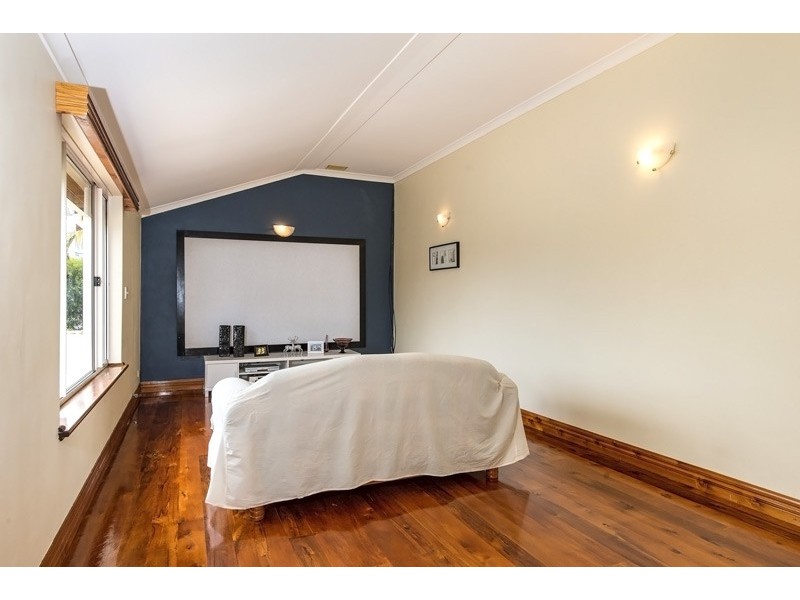 7 Kostas Close, Hocking WA 6065