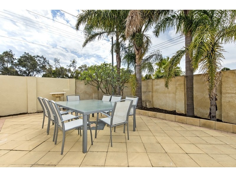 7 Kostas Close, Hocking WA 6065