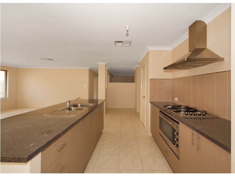 37 Mona Vale Loop, Ellenbrook WA 6069