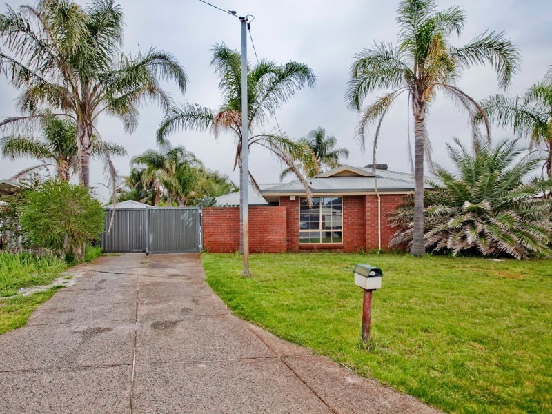 8 Purus Close, Beechboro WA 6063
