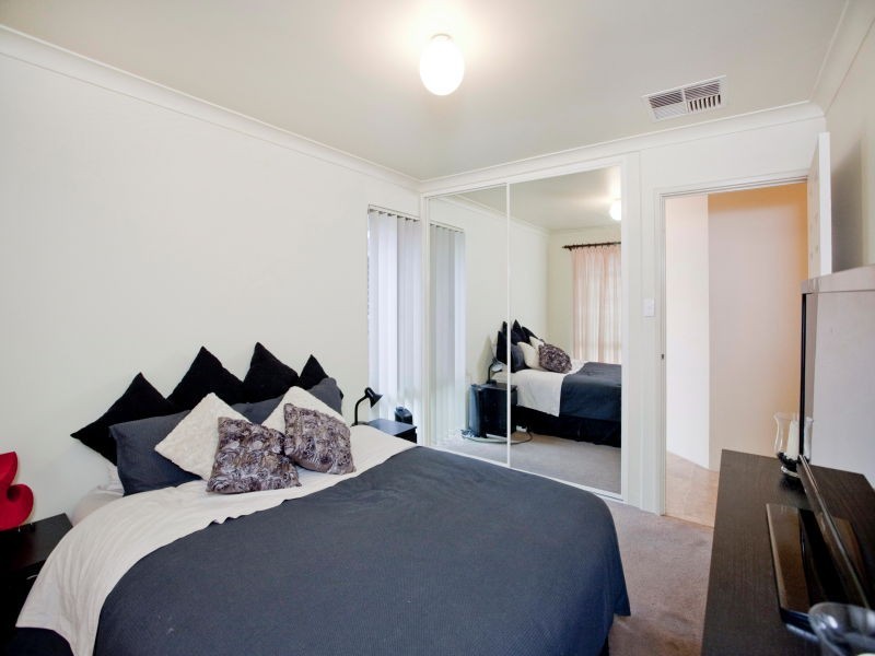 8 Purus Close, Beechboro WA 6063