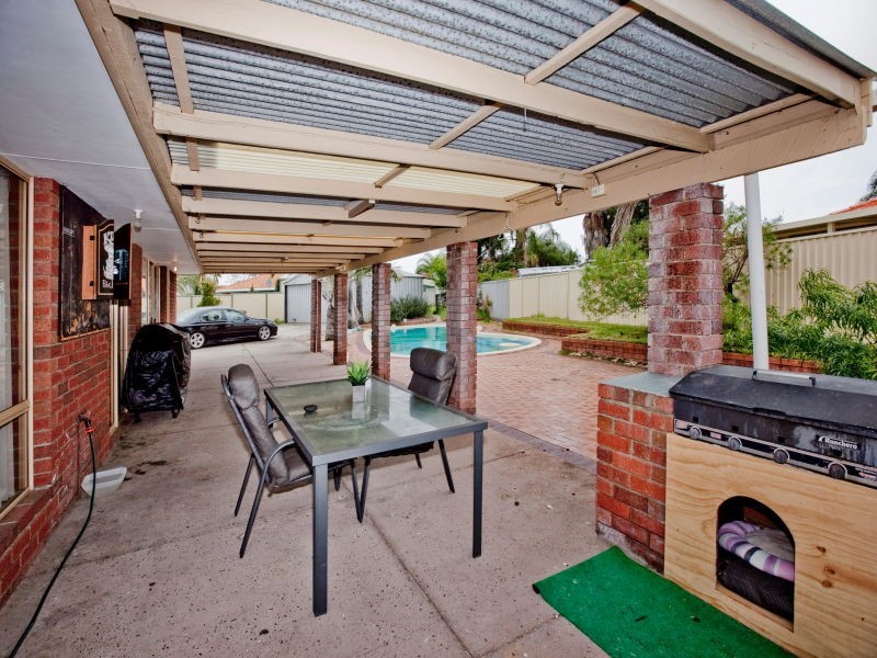 8 Purus Close, Beechboro WA 6063