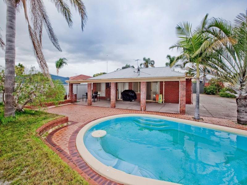 8 Purus Close, Beechboro WA 6063