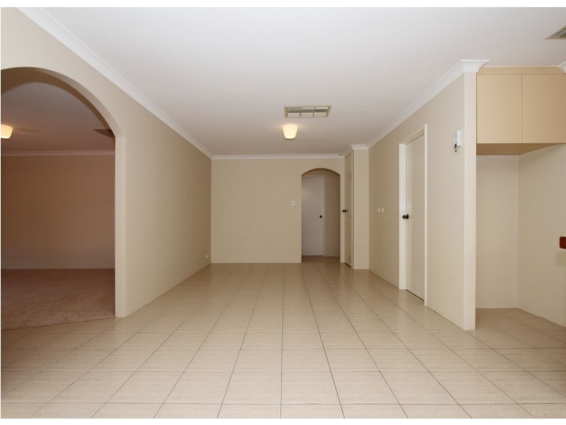 290C Grand Prom, Dianella WA 6059