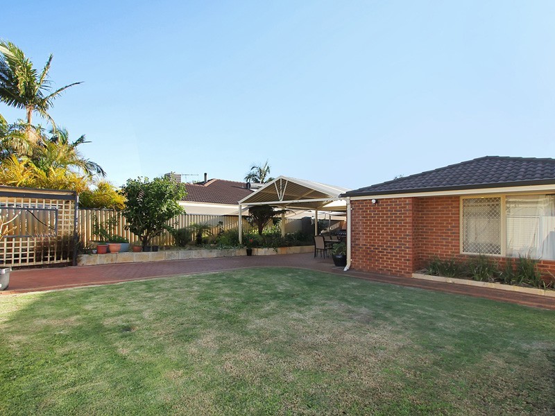 32 Sacramento Avenue, Beechboro WA 6063