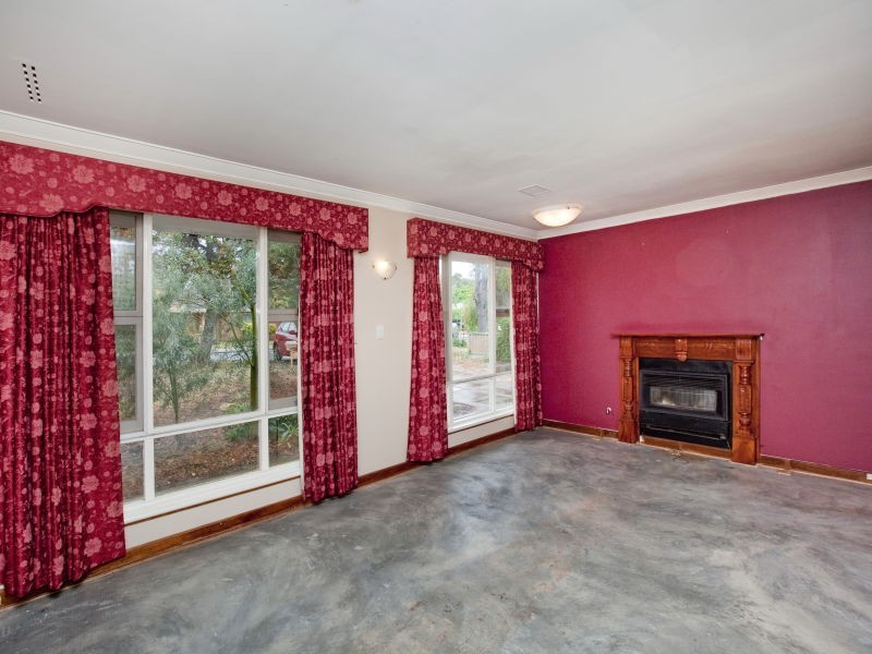 9 Crystal Brook Street, Dianella WA 6059