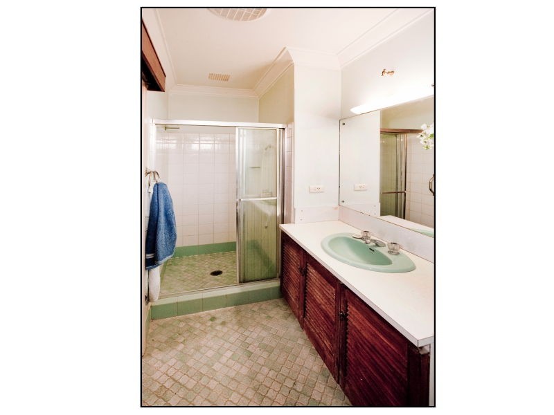 9 Crystal Brook Street, Dianella WA 6059