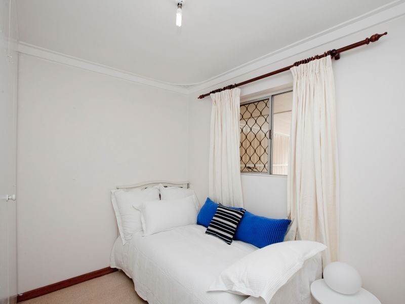 52 Jervois Street, Dianella WA 6059