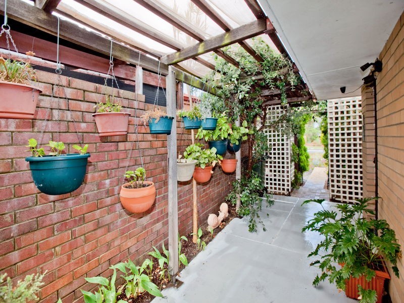 52 Jervois Street, Dianella WA 6059