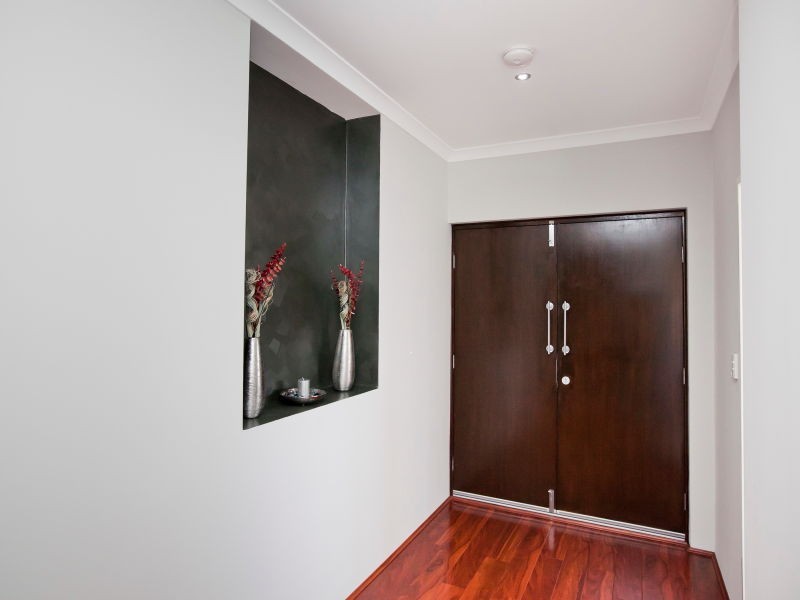 1 Halecroft Street, Landsdale WA 6065