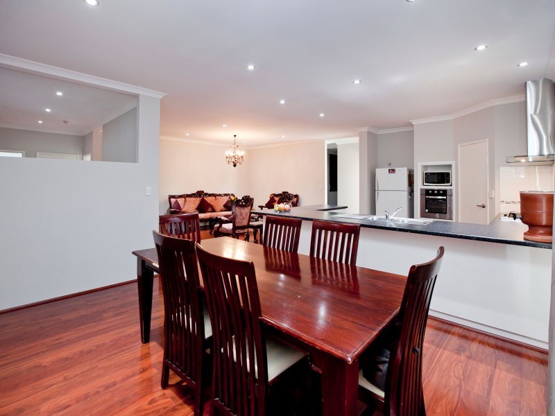 1 Halecroft Street, Landsdale WA 6065