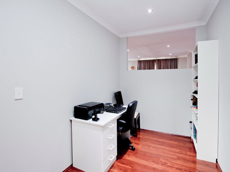 1 Halecroft Street, Landsdale WA 6065