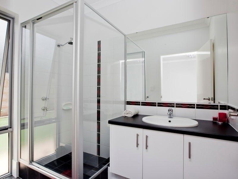 1 Halecroft Street, Landsdale WA 6065