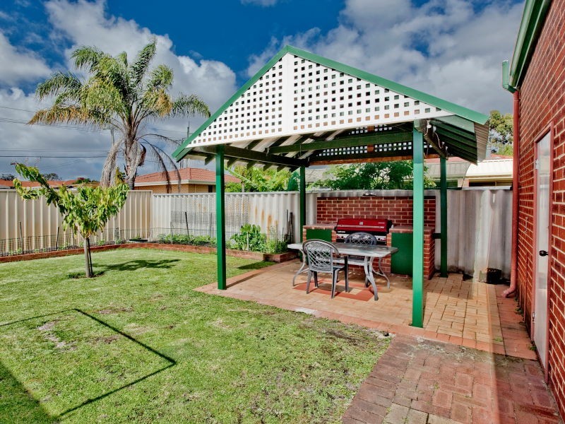 55 Bluegum Road, Beechboro WA 6063