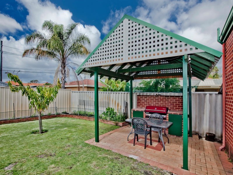 55 Bluegum Road, Beechboro WA 6063